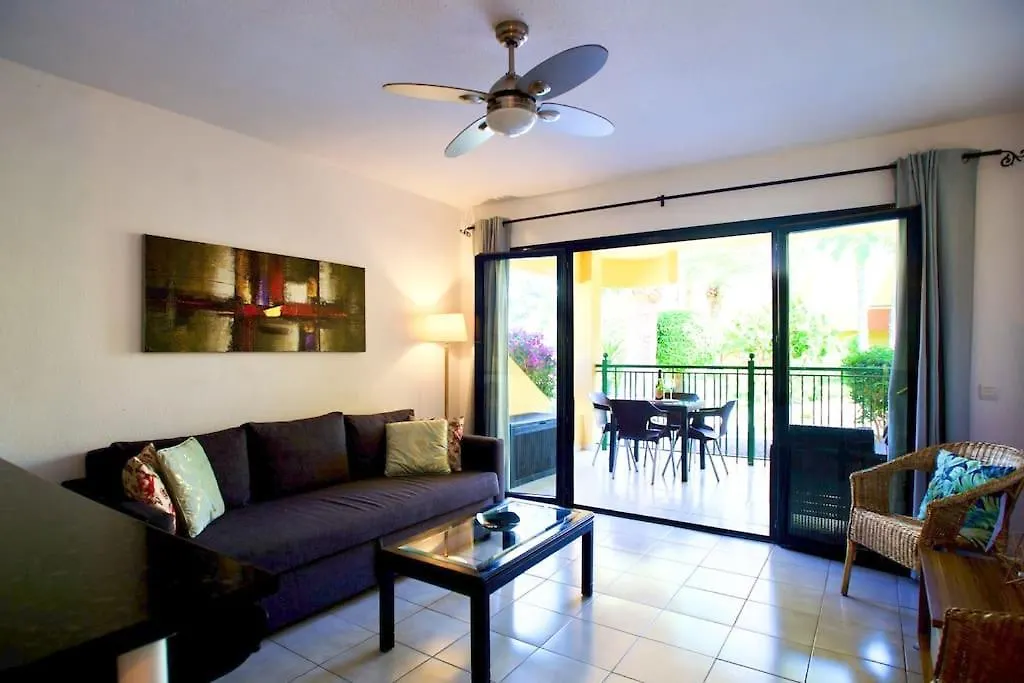 Vv Atlantic Garden With Pool View, Near Beach La Oliva Apartman